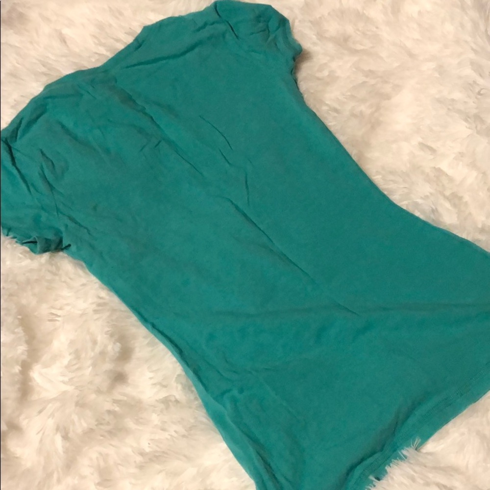 V NECK TOP - Picture 2 of 3